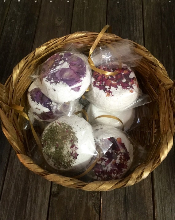 Items similar to Bath Bombs on Etsy
