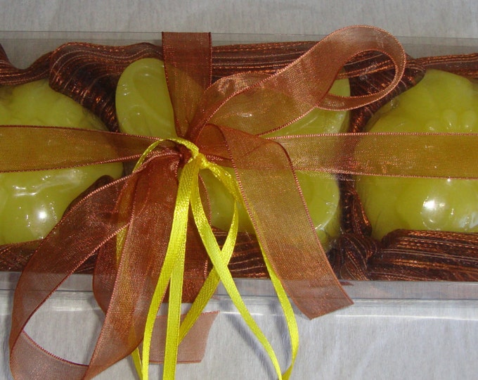 Three Luxury Scented Soaps in Yellow Colour & Lemon Smell - Elegant Gift Set in Brown/Yellow for Anyone, Any Occasion: Feast,Party,Ceremony
