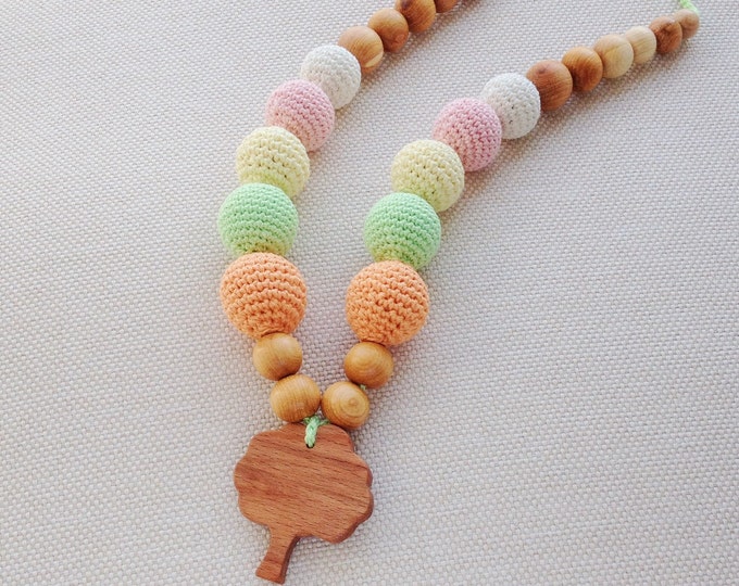 Nursing necklace / Teething necklace / Crochet necklace - An apple tree