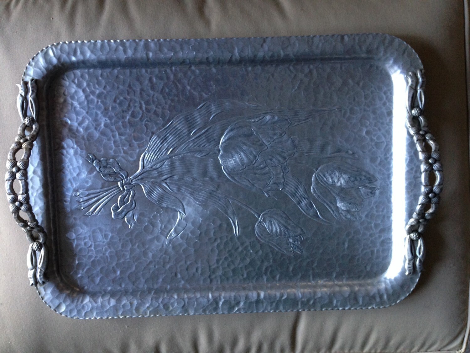 Vintage Tray, Aluminum Rodney Kent 408 with Tulips Haute Juice