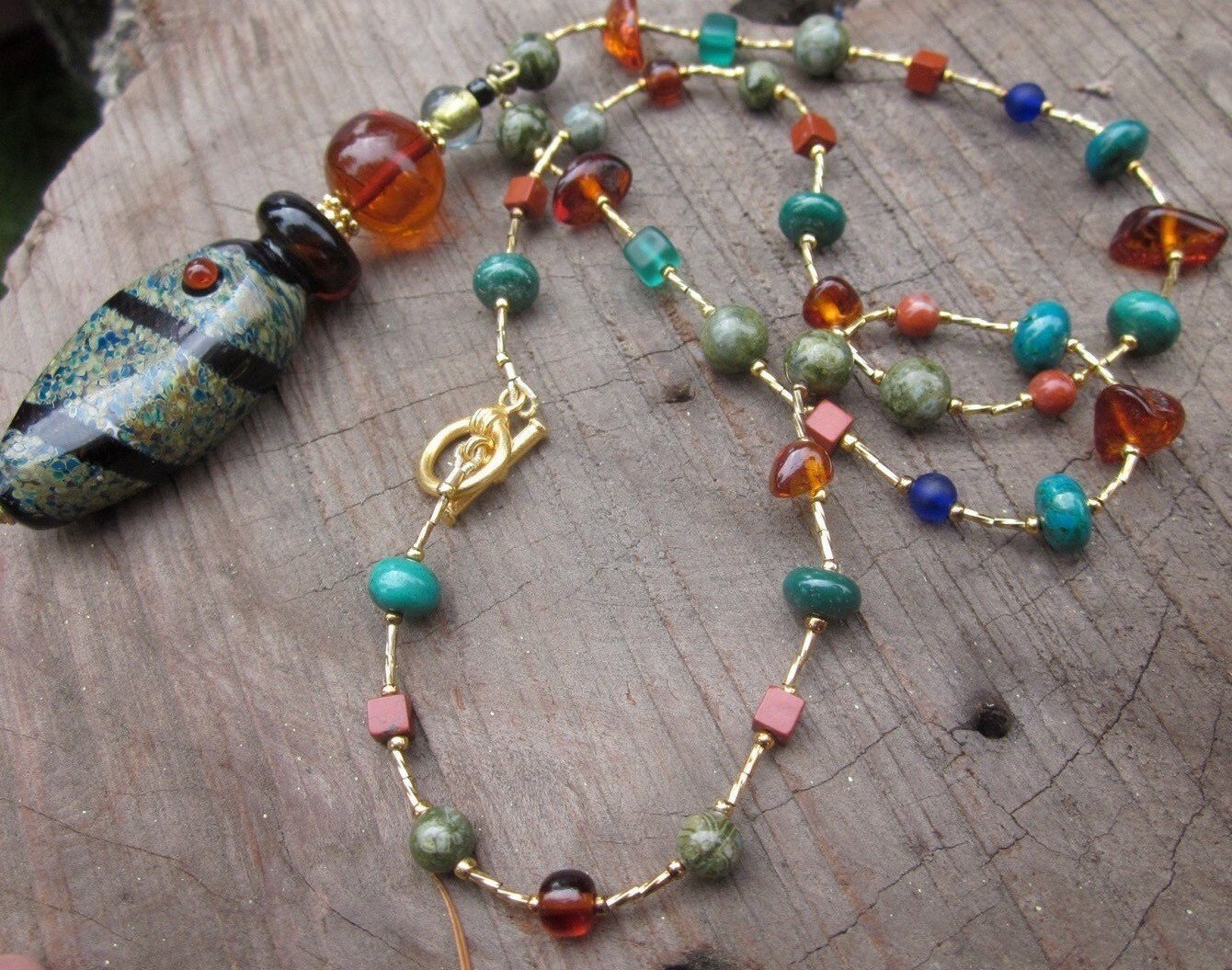 Vibrant vintage Lampwork glass beaded necklace/Venetian