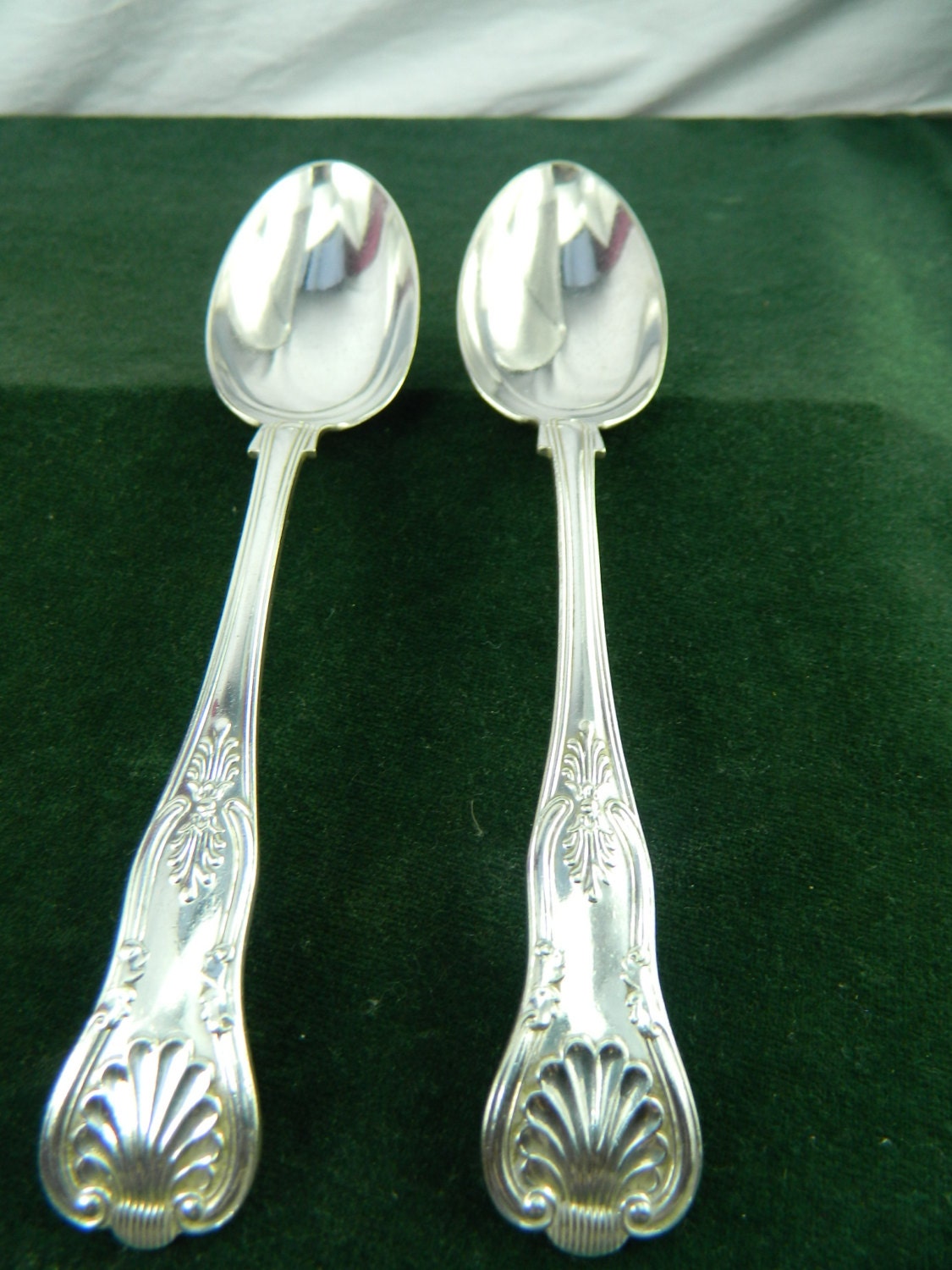 2 vintage Maple London silver plated serving spoons Kings patten