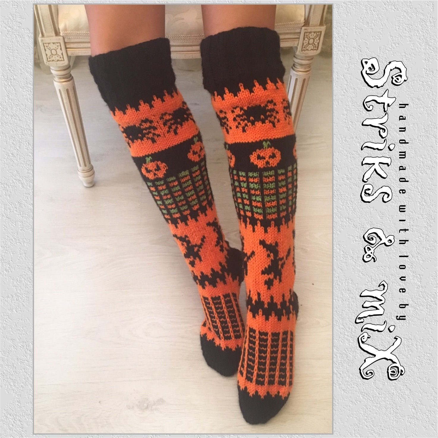 Halloween socks Pattern Pumpkin Spider Witch socks Orange