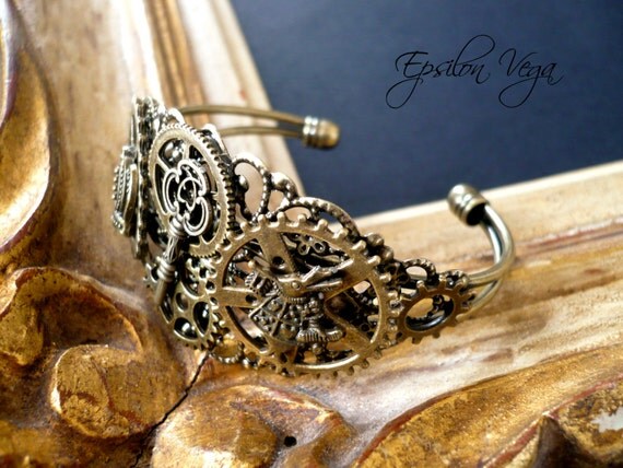 Steampunk Alice in Wonderland bracelet by Epsilonvega steampunk buy now online Steampunk Alice in Wonderland bracelet by Epsilonvega steampunk buy now online