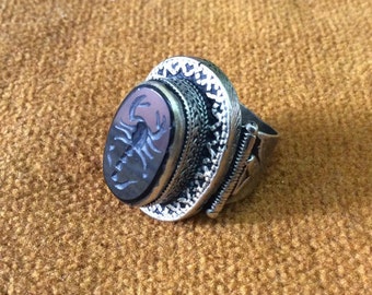 Men's Ring,Black Agate Ring,Black Onyx Ring,Black Onyx Stone Ring,Engraved Ring,Vintage,Scorpion,Silver Ring.Size 9.5 US,Afghan Ring