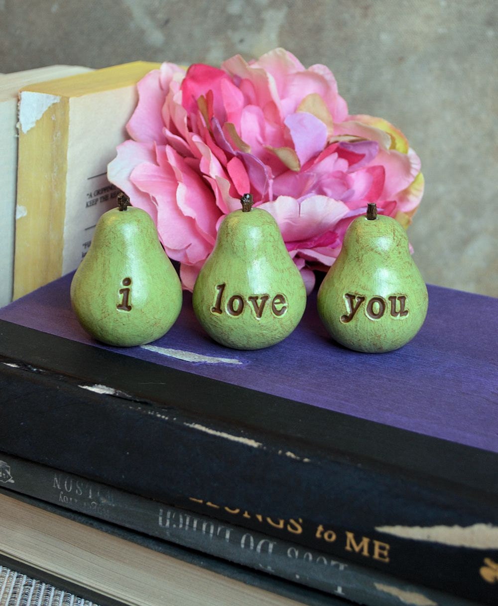 Gifts For Her Green I Love You Gift Pears Christmas Gifts gifts-for-her-green-i-love-you-gift-pears-christmas-gifts