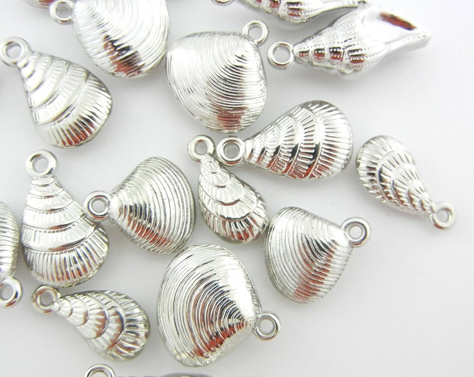 18 Dimensional Variety Seashells in Silver-tone Acrylic