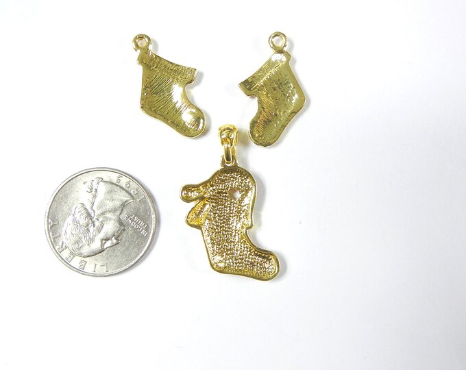 Set of Red Christmas Stocking Pendant and Charms Gold-tone