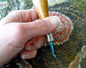Rug Hook//primitive ball handle rug hooking tool//perfect for beginners and all levels of experience//solid maple handle//hooked rugs