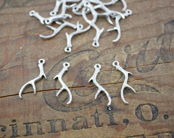 Pewter Antler Charms Deer Antler Charm (6) P203