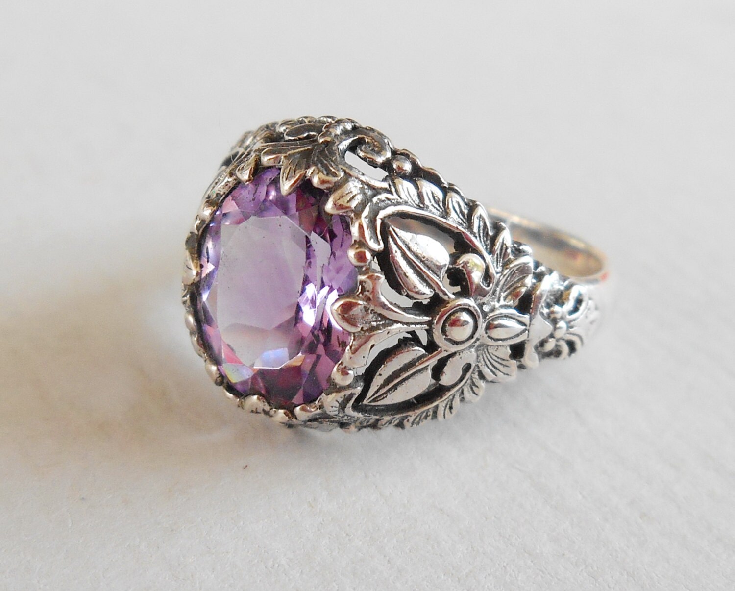Balinese Sterling Silver Amethyst Ring / silver 925 / size 7
