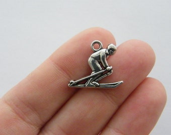 BULK 20 Ski charms antique silver tone SP130