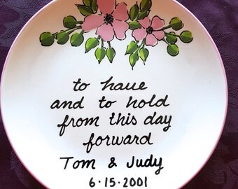 Wedding Cake Plate- Wedding gift for bride and groom- Wedding Keepsake- personalized plate- Anniversary gift- wedding gift- floral spray
