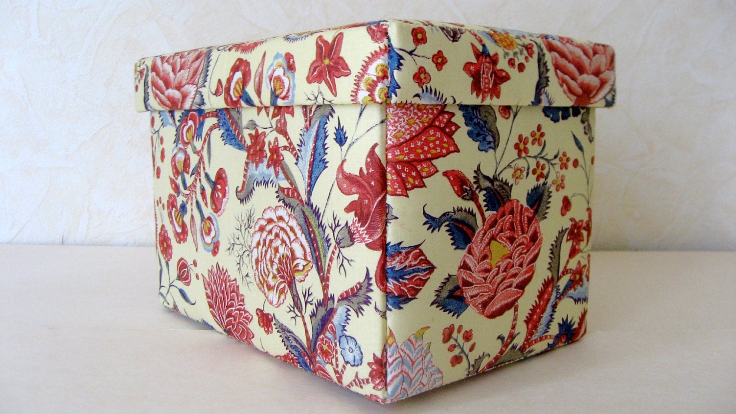 Fabric covered box with lid jewelry storage keepsake box