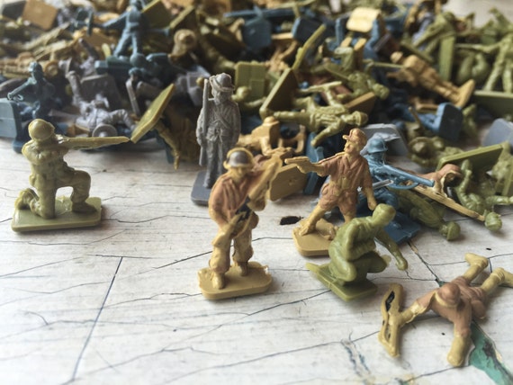 mini soldiers figures