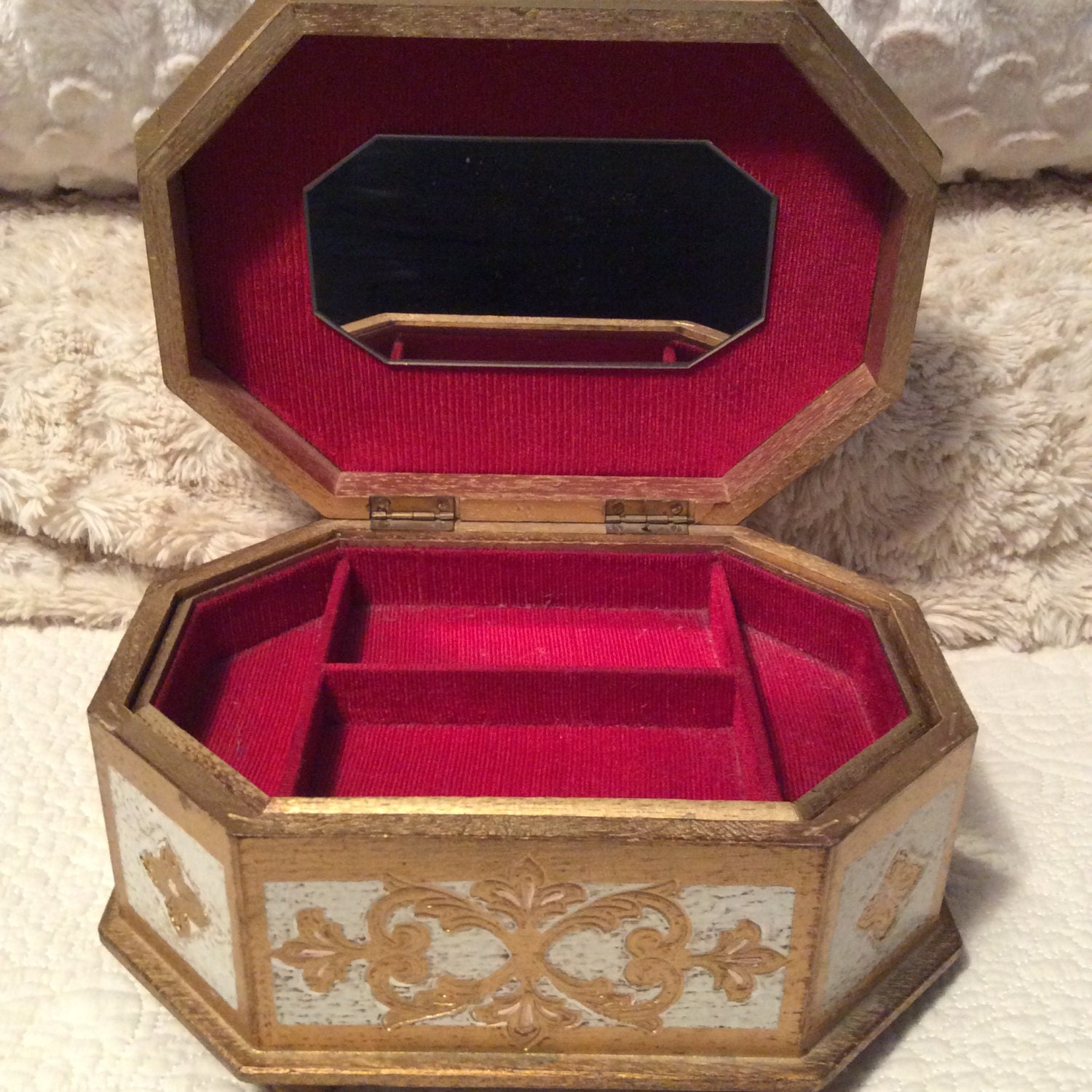 Vintage Large Musical Wooden Gold and Cream Jewelry Box 2