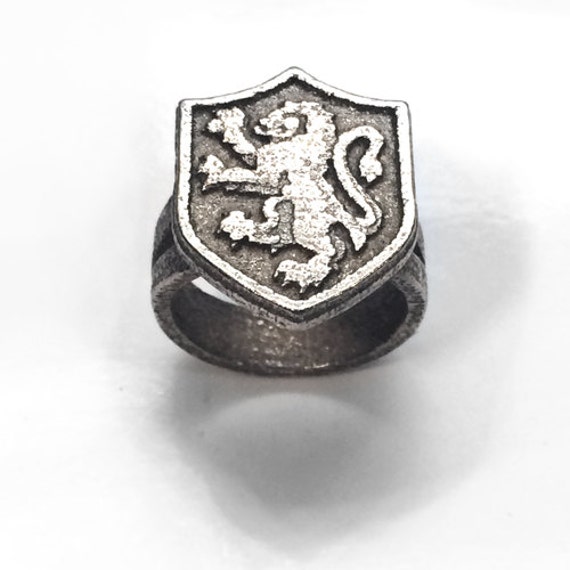 House Lannister Lion Shield Ring Bottle Opener band by niquegeek