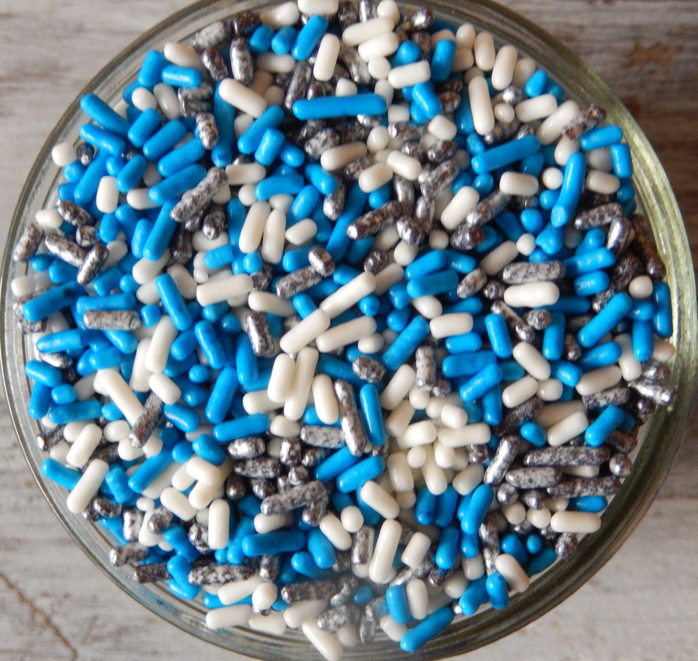 Sprinkles 3 oz Lions Jimmies Mix blue white silver