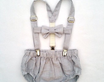 Cake Smash Outfit Boy, Cake Smash Boy, Baby Boy Photo Outfit, Photography Props, Baby Boy, Four Tiny Cousins, Bow Tie Suspenders Set