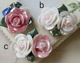 Two Holes and Flat Back Porcelain Cluster Roses (t.g)