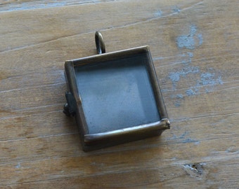 SMALL Square Shadowbox Glass Locket Square Box Pendant 1" Diameter Charm Antique Bronze Vintage Style (BD031)