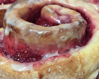 Vegan Raspberry Buns, love,natural and healthy ingredients,birthday,wedding.