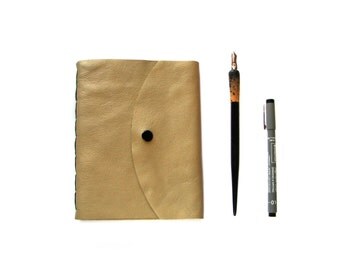 Blank Leather Journal, Leather Sketchbook with snap, Beige leather Journal
