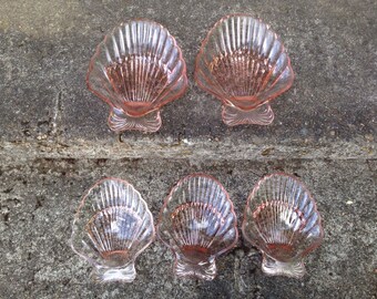 Vintage Pink Glass Footed Clam Shell Plates Dishes Lot of 5