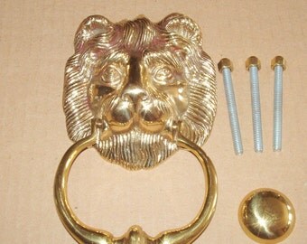 4.5" x 4.25" Lion Door knocker with Strike. Cast & Polish Brass