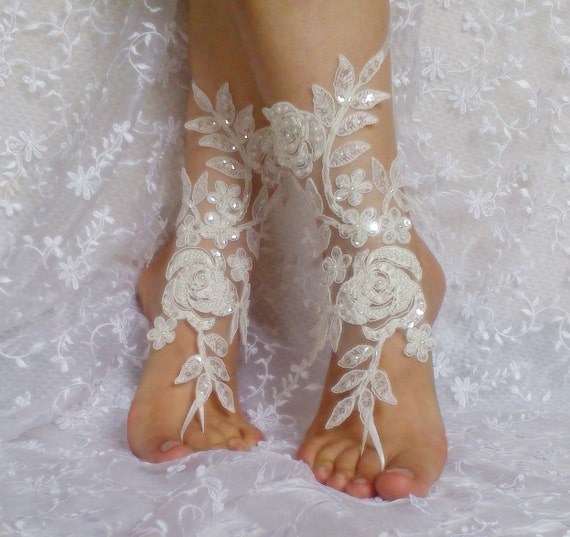 ivory beaded lace barefoot sandal bech weddin