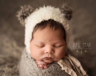 Newborn Knit Panda Bear Hat//Newborn Photo Prop//Unisex//Knitted Hat//Newborn Hat//Photography Prop//Newborn Prop//Fuzzy Bear Bonnet//Gift