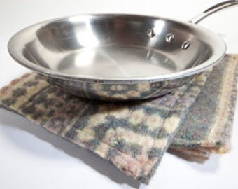 Custom EcoWool Pot Holders - Unique Kitchen Accessory from Felted Wool