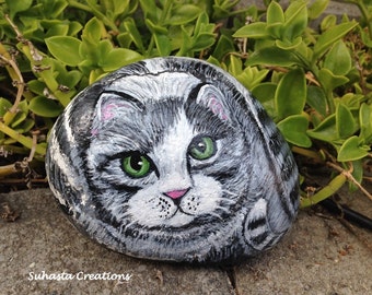 Painted rock cat | Etsy