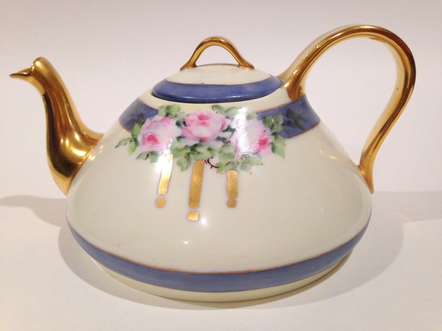 T and V Limoges Teapot, Art Deco Teapot, Tresseman and Vogt Teapot, French Limoges, Pink Roses