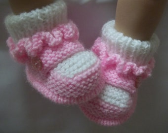 PDF Knitting pattern 3b To knit baby girls booties bootees boots shoes crib booties in sizes Newborn, 0-3 & 3-6 months.