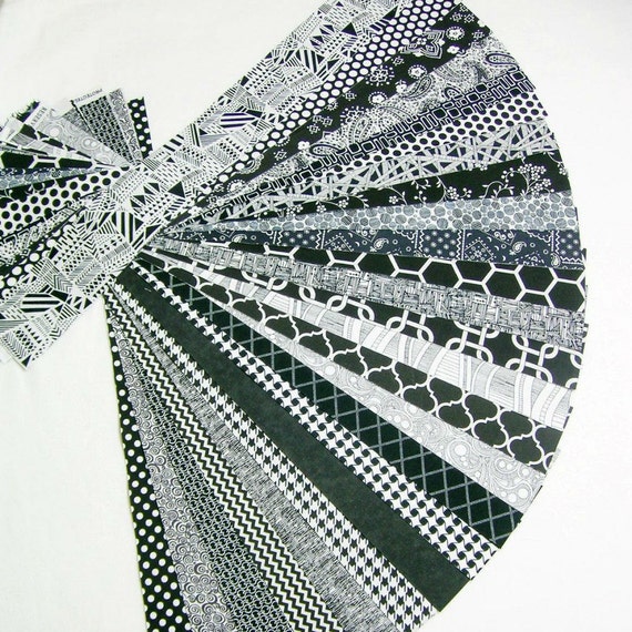 Jelly Roll 25 Classic Black White Cotton by Material1Treasures