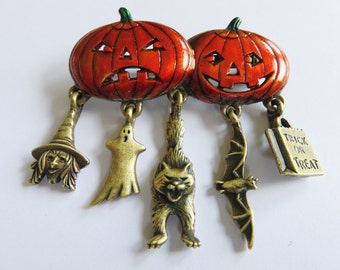 JJ Jonette Halloween Twin Pumpkin Brooch With Dangling Charms