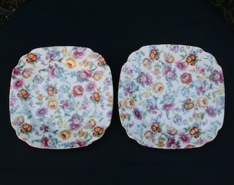 Set of Two Vintage Japanese Chintz Plates