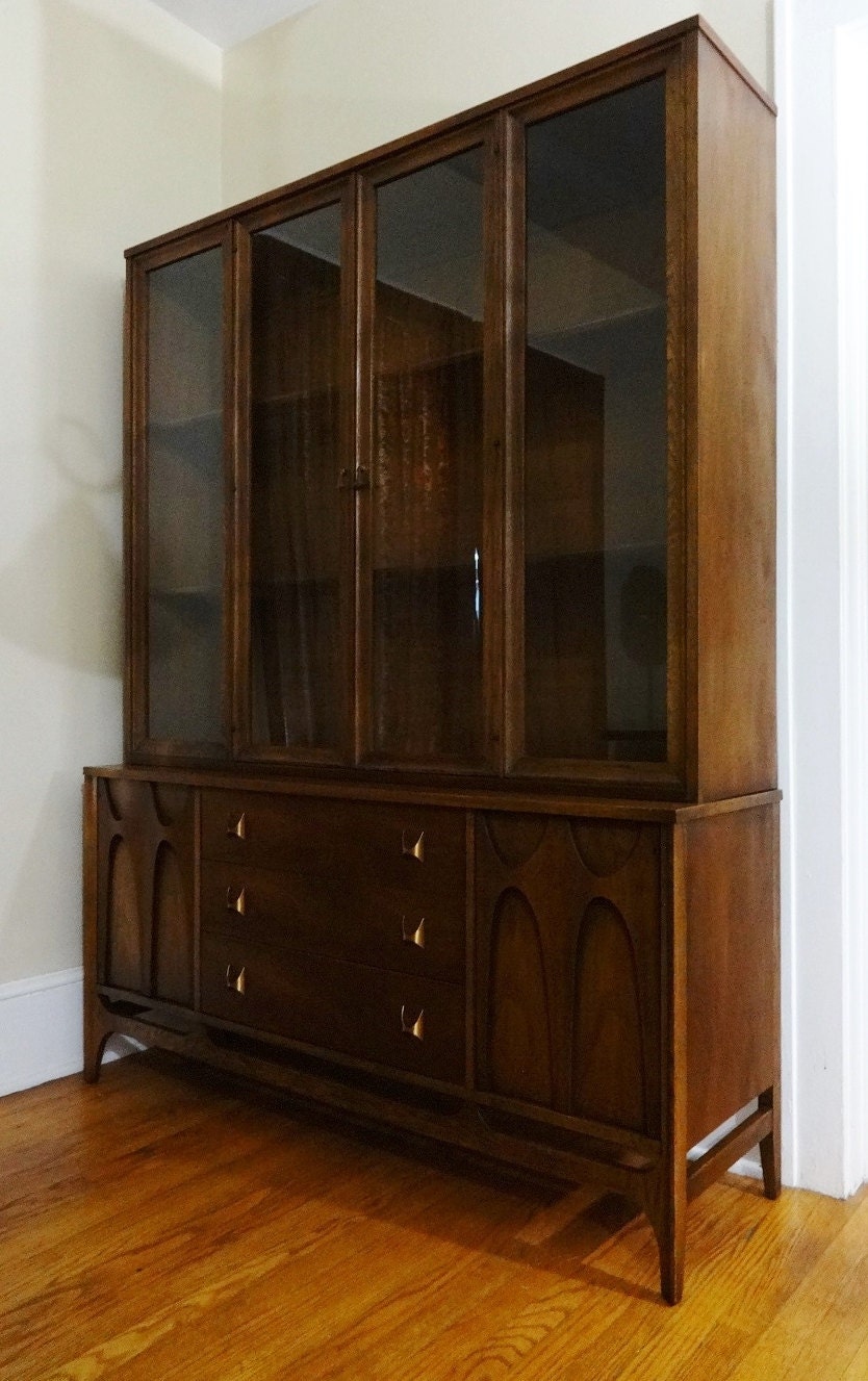 Mid Century Modern Broyhill Brasilia China Cabinet Hutch ...