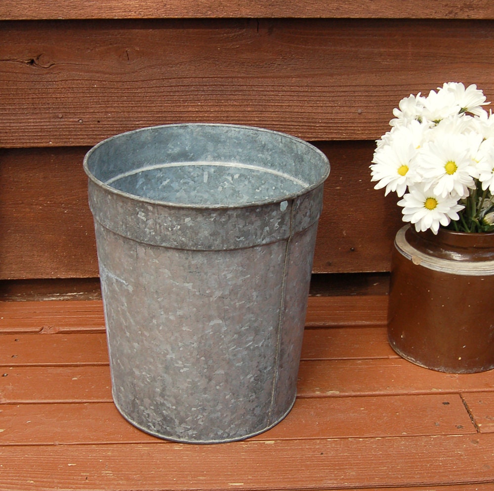 Galvanized Sap Bucket Tall Galvanized Sap Bucket Vintage
