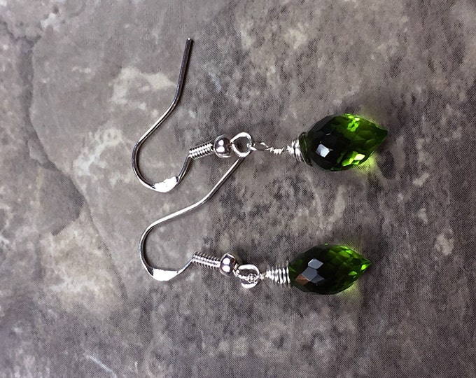 Lime green peridot quartz earrings, Sterling silver green Quartz earrings, wire wrapping green Quartz earrings