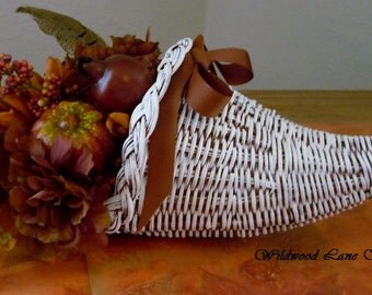 Fall Thanksgiving Cornucopia, Farmhouse Table Decor, Shabby Chic, White, Horn of Plenty
