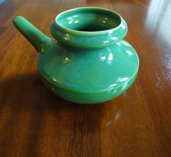 Apple Green Ceramic Neti Pot Lead and BPA free by greenOMgreen