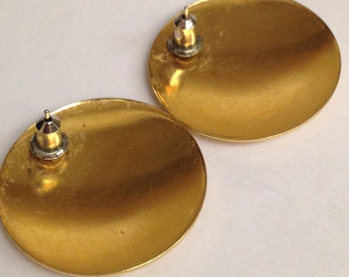 Storewide 25% Off SALE Vintage Hammer Dented Style Gold Tone Pierced Disc Designer Earrings Featuring Large Retro Design