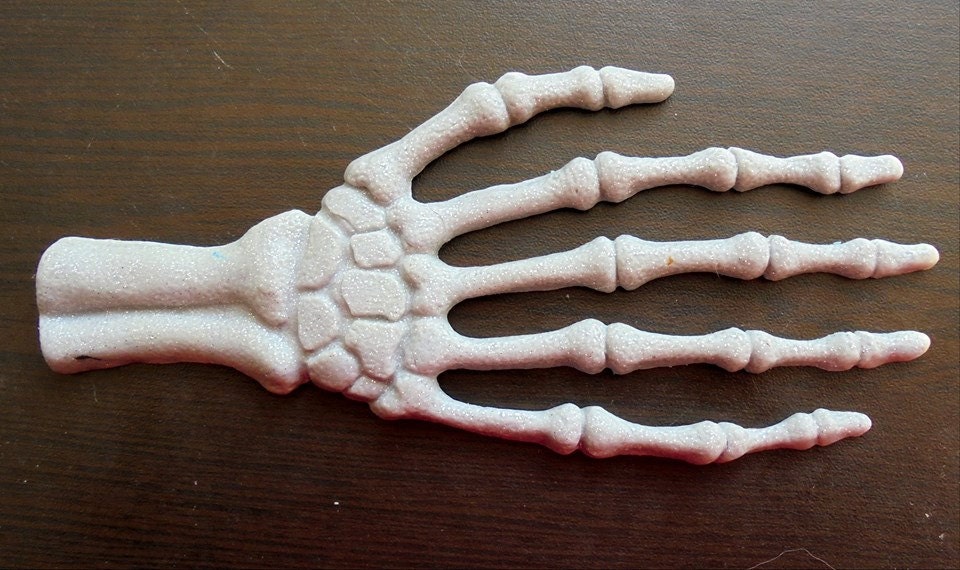 Silicone Mould / HALLOWEEN / Hand skeleton / by StaceyDecor