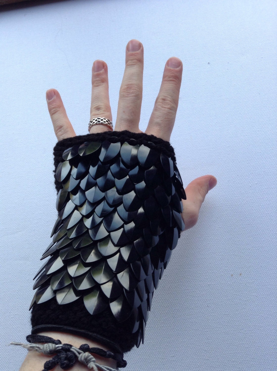 Black dragon scale gloves