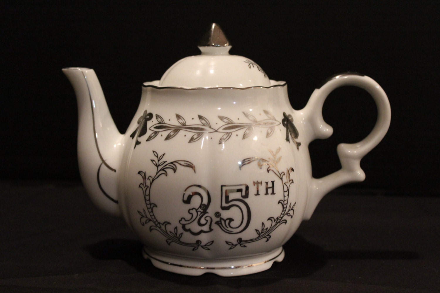 Vintage Leton Teapot Music Box Lefton China 25th Wedding