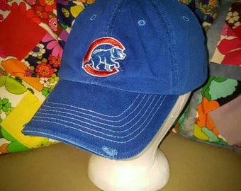 red white and blue cubs hat