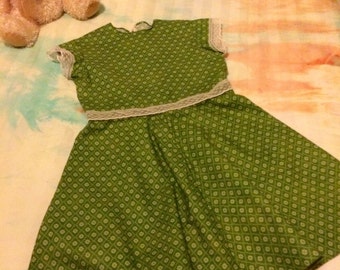 Dress Size 6 Vintage lace summer frock Girls
