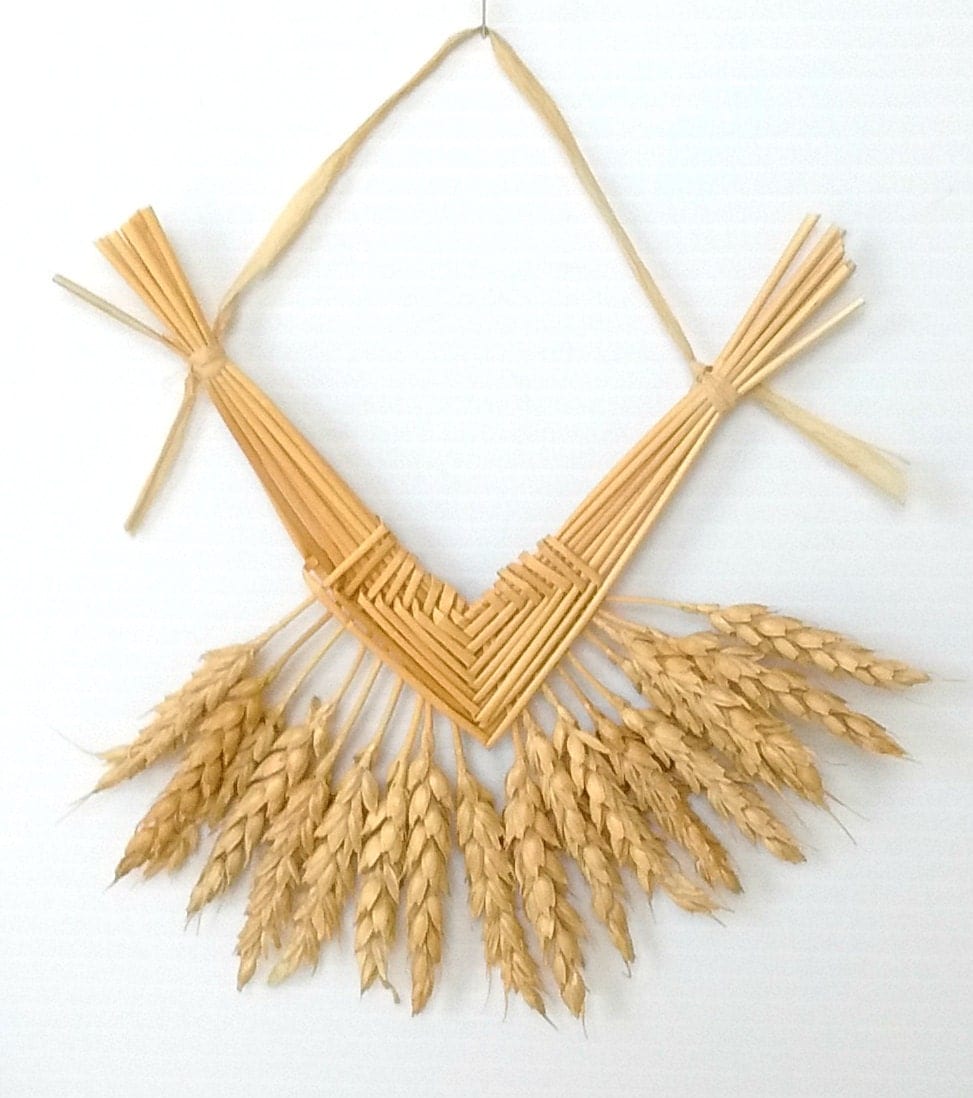 Wall Decor Wheat Weaving Corazon de Trigo straw art